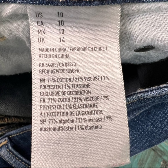 American Eagle Floral Embroidered Hi Rise Cut off Denim Jean Shorts Raw Hem 10 - Picture 13 of 15